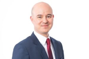 Dr Julian Waung endocrinologists in the uk