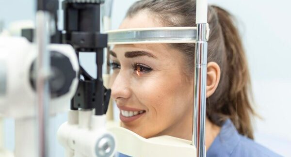 Top 10 best cataract clinics in the UK