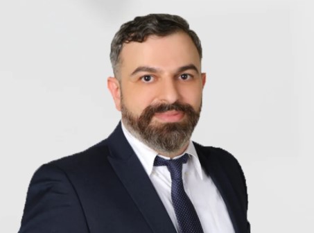 Dr Nizar Hamadeh