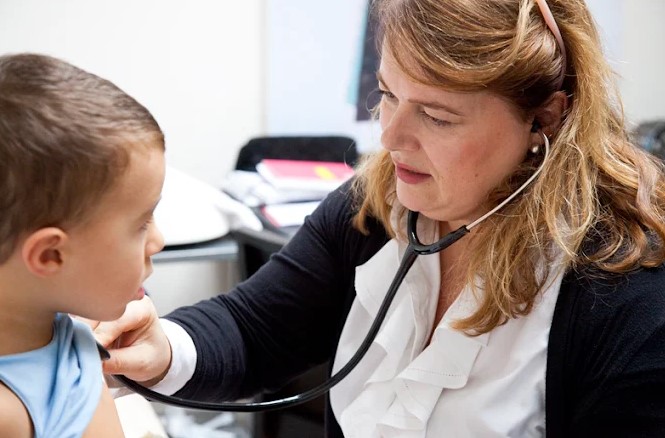 Dr. Silvia Pierini paediatricians in the UK