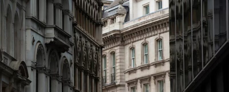 Top 10 best places of ancient architecture in the UK