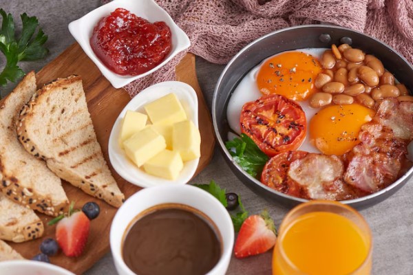 Full English Breakfast dishes from the UK