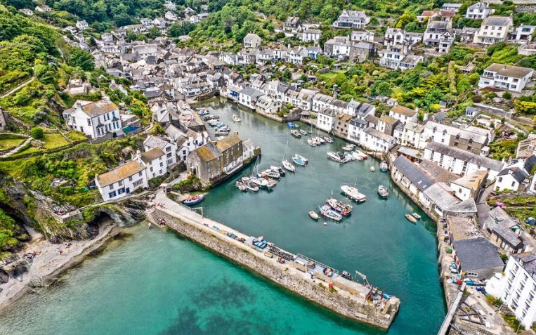 Polperro, Cornwall beautiful villages with breathtaking views in the UK