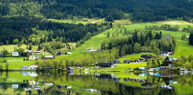 The 10 most beautiful villages with breathtaking views in the UK
