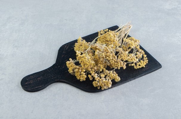 Elderflower natural ingredients in the UK