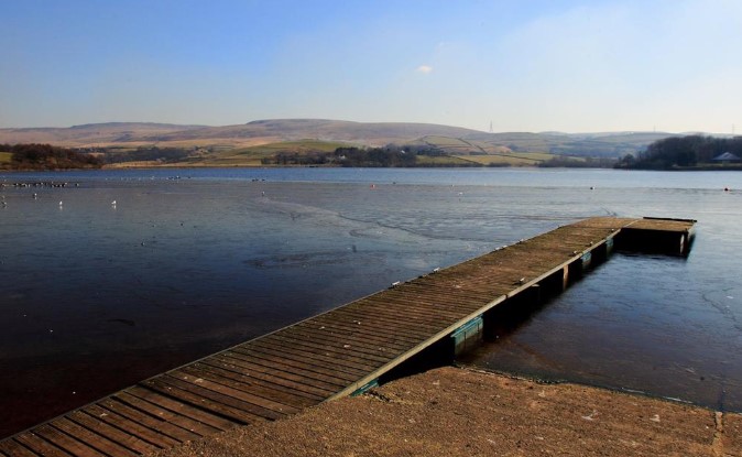 Hollingworth Lake